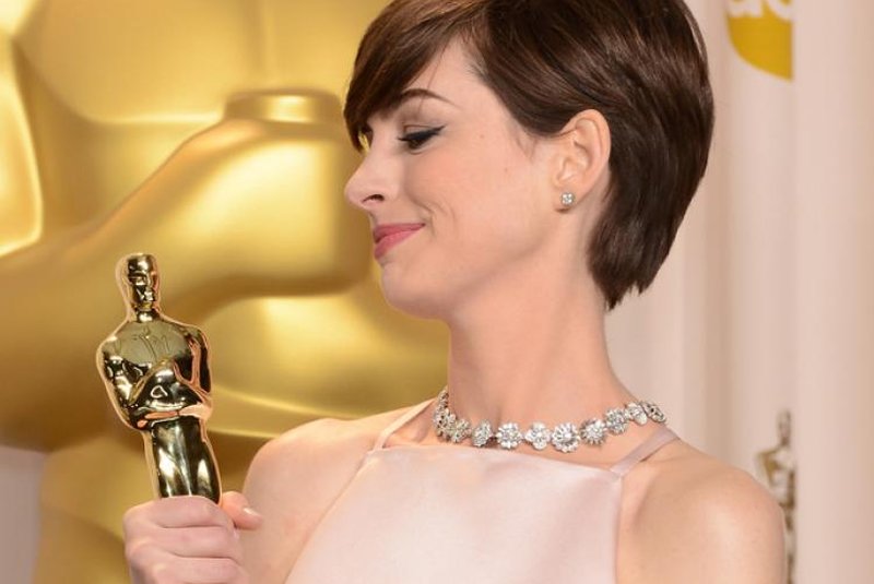 Anne Hathaway ao receber o Oscar em 2013 | Foto: AFPoscar anna destaqueImportação Donna