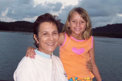 Heloísa Schurmann e a filha Kat00bf2b91Importação Donnahttp://cdn.revistadonna.clicrbs.