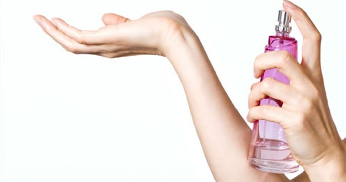 Inspiração no ar! 5 coisas para prestar atenção ao escolher seu próximo  perfume | Donna