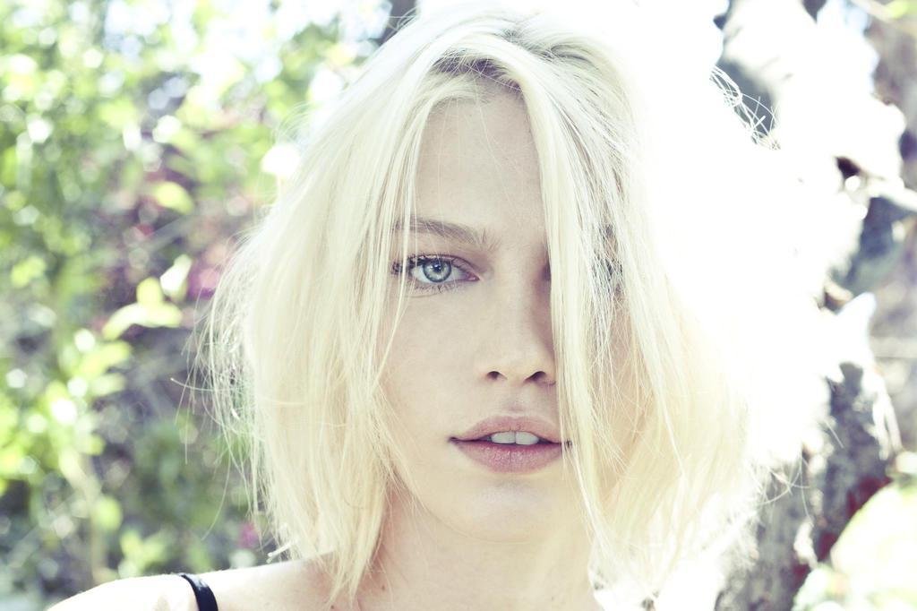 Top Aline Weber experimenta melhor momento da carreira