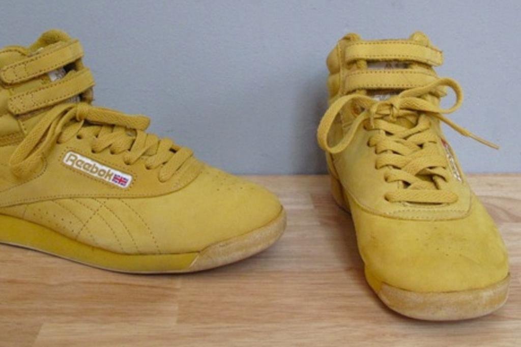 loja de tenis antigos