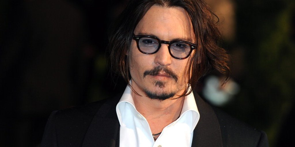 Johnny Depp deixa papel em 'Animais fantásticos' após pedido da Warner