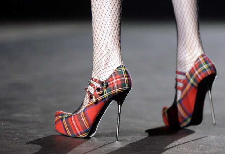 Sandália Salto Alto Meia Pata Nó de Tiras Nobuck Preto | Week Shoes |  Compre Sem Sair de Casa | Online