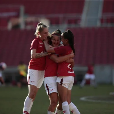  PORTO ALEGRE, RS, BRASIL, 09/12/2018 - Gre-Nal feminino. (FOTOGRAFO: ANDRÉ ÁVILA / AGENCIA RBS)