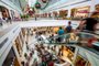  PORTO ALEGRE, RS, BRASIL, 20/12/2018 : Movimentação é intensa nos shoppings para compras de Natal (Omar Freitas/Agência RBS)