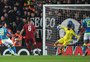 Alisson é eleito o melhor goleiro do mundo pela Fifa