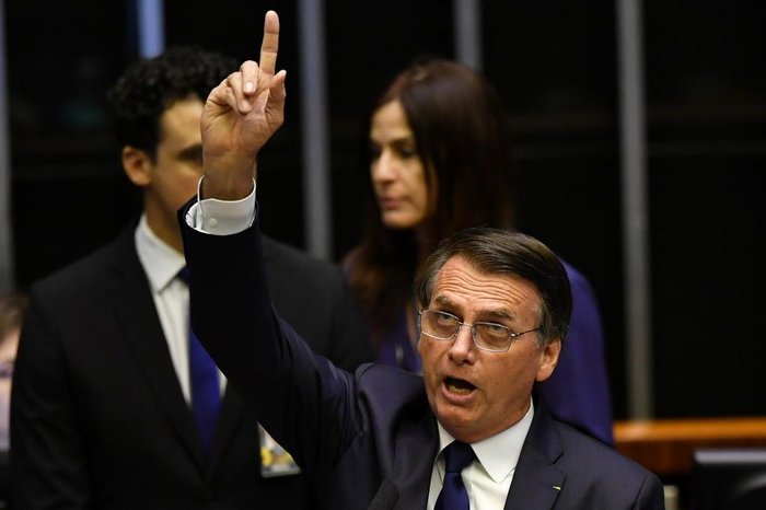 Resultado de imagem para bolsonaro discursa na posse
