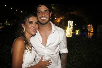 Alexandre Pato, Rebeca Abravanel, namoro