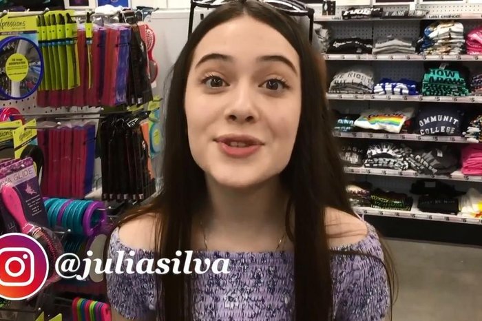 Doze vídeos feitos por Júlia Silva em 2012, contratados pela empresa Mattel, são questionados pelo MP de São Pauloreprodução youtube / Reprodução youtube