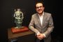  PORTO ALEGRE, RS, BRASIL, 15/01/2018:  Coquetel de abertura da exposição Homo Machina, do cirurgião plástico e escultor Paulo Favalli (foto)Indexador: ISADORA NEUMANN