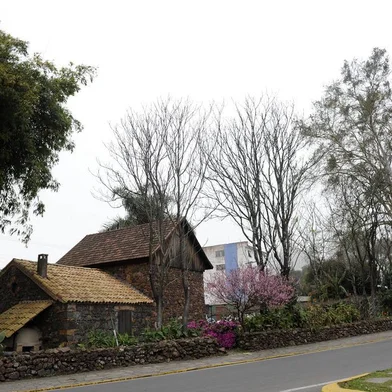  Casa de Pedra, para gráfico.
