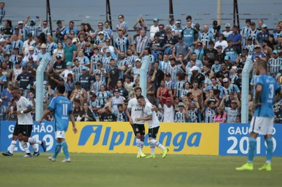  NOVO HAMBURGO,  RS, BRASIL, 20/01/2019- Novo Hamburgo x Grêmio: jogo da primeira rodada do Gauchão 2019.(FOTOGRAFO: ANDRÉ ÁVILA / AGENCIA RBS)