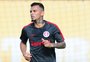 Inter rescinde contrato com o lateral-direito Alemão
