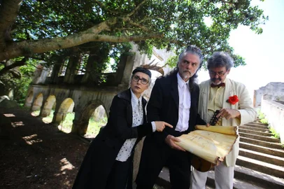  PORTO ALEGRE - BRASIL - Vamos até a Ilha do Presídio em uma divulgação do espetáculo SBØRNIA KONTR¿ATRACKA. O espetáculo tem essa pegada de um mundo melhor, de união e vai totalmente contra essa onda atual de preconceito, de racismo, de xenofobia... então, a ideia é mostrar a nova geração de sbornianos, que são as 50 crianças do Coral da Ospa que participam do show.(FOTO: LAURO ALVES)