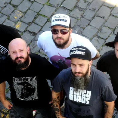  CAXIAS DO SUL, RS, BRASIL, 06/04/2018. Banda Blackbirds faz apresentação no Pioneiro, às vésperas da gravação de seu DVD em Bento Gonçalves. (Diogo Sallaberry/Agência RBS)