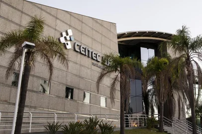 PORTO ALEGRE, RS, BRASIL, 26-06-2018: Sede da Ceitec no bairro Lomba do Pinheiro. Ceitec é uma empresa pública federal vinculada ao Ministério da Ciência, Tecnologia, Inovações e Comunicações (MCTIC), criada em 2008, que atua no segmento de semicondutores, com o objetivo de posicionar o Brasil como um player global em microeletrônica. (Foto: Mateus Bruxel / Agência RBS)
