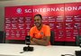 Destaque do Inter, Pedro Lucas comenta dificuldades de subir da base para o profissional