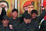 Em alerta militar, Venezuela fecha fronteira e bloqueia ajuda humanitária