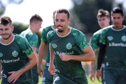  CAXIAS DO SUL, RS, BRASIL (20/02/2019)Treino do Juventude no CT em Caxias do Sul. Na foto, atacante Paulo Sérgio. (Antonio Valiente/Agência RBS)