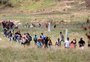 Em dia de tensão, 121 pessoas pedem refúgio ao Brasil na fronteira com a Venezuela