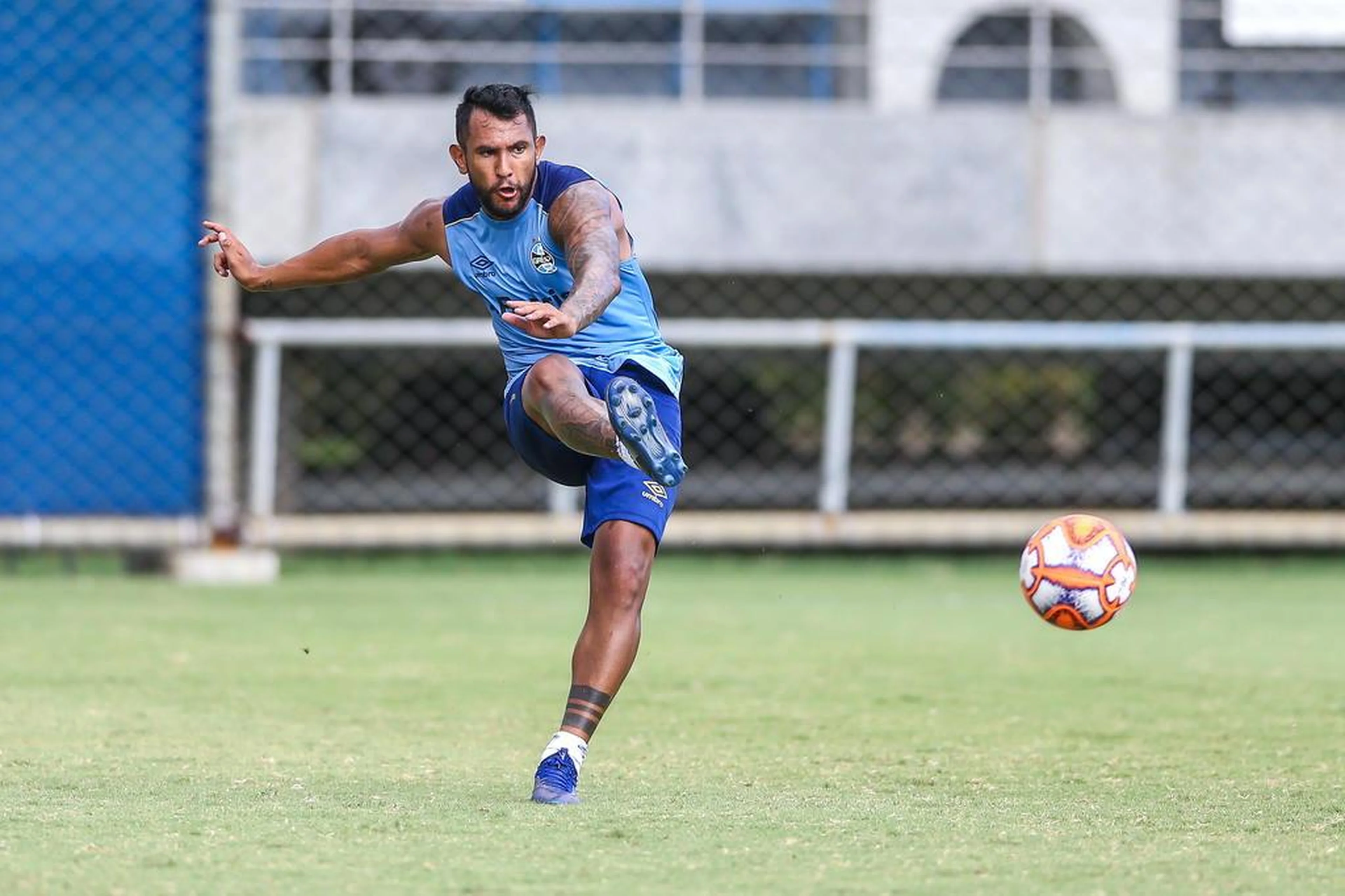 LUCAS UEBEL/Grêmio/Divulgação