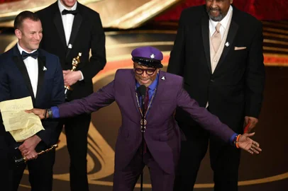 HOLLYWOOD, CALIFORNIA - FEBRUARY 24: Spike Lee accepts the Adapted Screenplay award for BlacKkKlansman onstage during the 91st Annual Academy Awards at Dolby Theatre on February 24, 2019 in Hollywood, California.   Kevin Winter/Getty Images/AFP