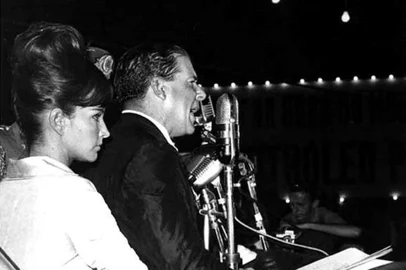 João Goulart em comício na Central do Brasil