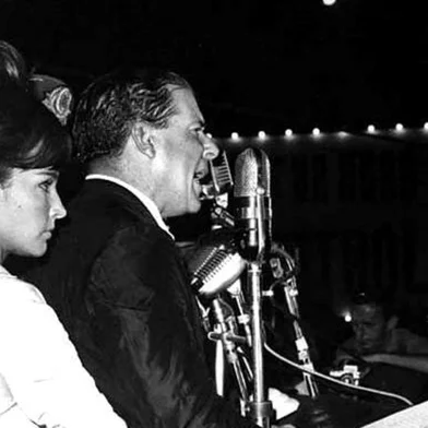 João Goulart em comício na Central do Brasil