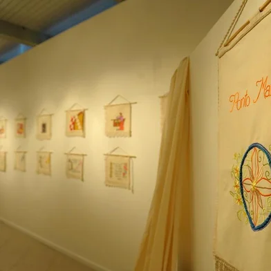  CAXIAS DO SUL, RS, BRASIL, 06/02/2019Abertura da exposição Bordando Sonhos II, baseada no livro de Neusa Maria Roveda Stimamiglio, na Galeria Municipal de Arte. (Lucas Amorelli/Agência RBS)