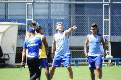  PORTO ALEGRE, RS, BRASIL, 04/03/2019- Treino do Grêmio. (FOTOGRAFO: RONALDO BERNARDI / AGENCIA RBS)