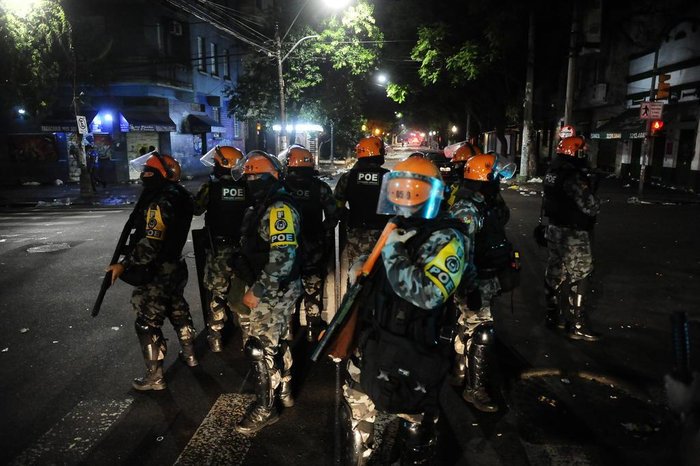 Tropa de choque do 9º BPM agiu para dispersar grupo