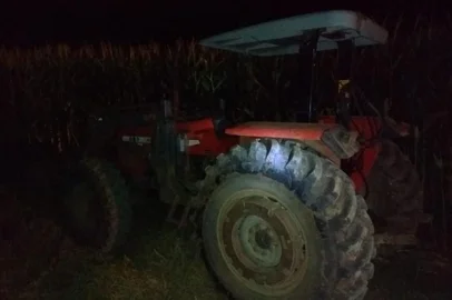 A Polícia Civil de Vacaria investiga a morte de Vitório Cinelli, 65 anos, no interior de Ipê. Ele foi encontrado no final da tarde de quarta-feira (6) em uma propriedade no interior do município. A polícia foi acionada por volta de 18h. 