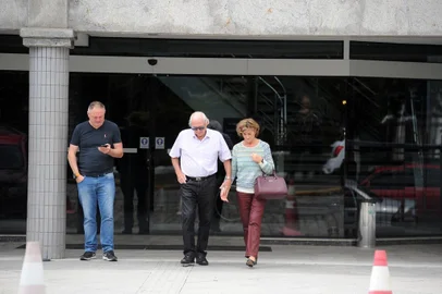  CAXIAS DO SUL, RS, BRASIL 10/03/2019O corpo de Ivone Mazzochi Bachi, 83 anos, mãe do técnico Adenor Bachi, o Tite, é velado no memorial São José em Caxias do Sul. (Felipe Nyland/Agência RBS)