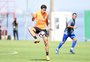 Com Dourado, Inter relaciona 22 jogadores para o Gre-Nal 420