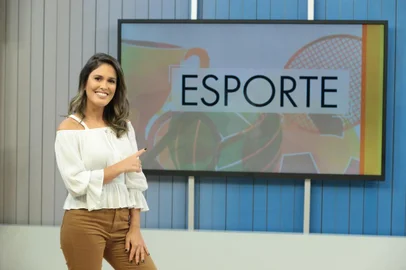  PORTO ALEGRE, RS, BRASIL, 11/03/2019- Kelly Costa assume nova missão como apresentadora de esportes do Bom Dia Rio Grande. (FOTOGRAFO: FERNANDO GOMES / AGENCIA RBS)