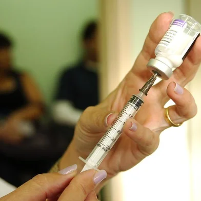  Vacina contra a Gripe A, no posto de saúde em Pirabeiraba