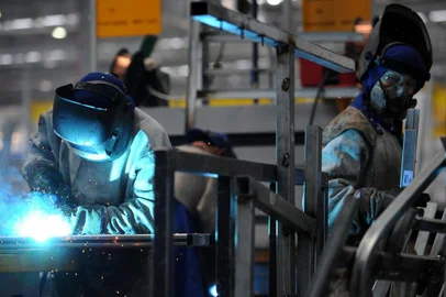  CAXIAS DO SUL, RS, BRASIL 07/02/2019Marcopolo apresenta o novo centro de fabricação, local é o mesmo que pegou fogo no ano de 2017. (Felipe Nyland/Agência RBS)