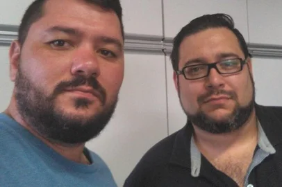 Antônio à esquerda e Maicon à direita