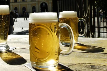  Troca de horário de verão, chope, mercado público
