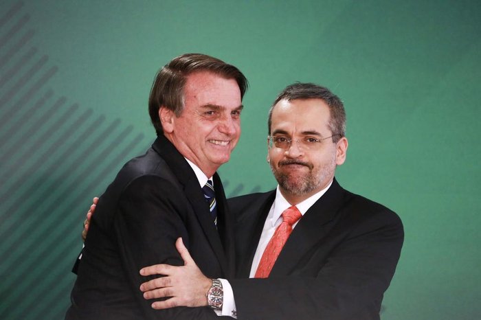 Resultado de imagem para ministro da educação de bolsonaro