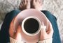 Excesso de café aumenta chance de pressão alta em pessoas predispostas , aponta estudo