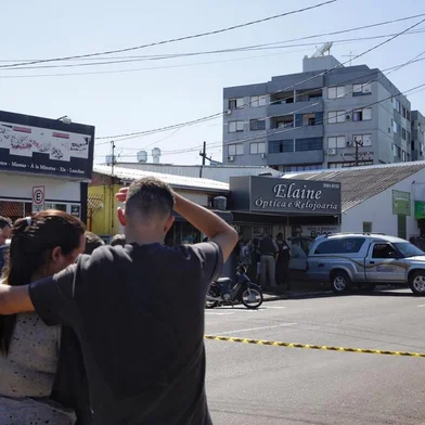  ESTÂNCIA VELHA,  RS, BRASIL, 10/04/2019- Otica Elaine onde pai e filho foram mortos em assalto em Estância Velha. (Foto: Mateus Bruxel / Agência RBS)