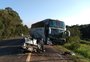 Acidente entre carro e ônibus deixa quatro mortos no norte do RS