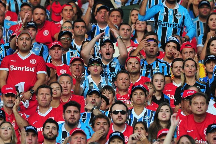 Relembre cinco momentos em que Grêmio e Inter se uniram em torno de uma causa