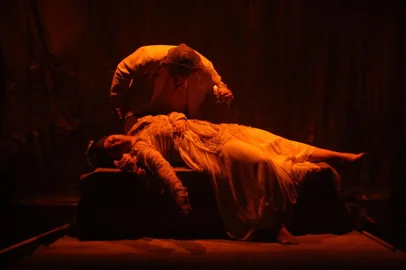 Tem Gente Teatrando encena a montagem Lendas de Enganar a Morte nesta quinta, sexta e sábado