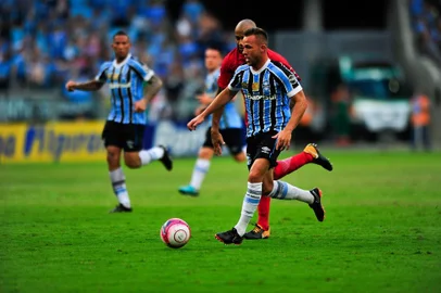  PORTO ALEGRE, RS, BRASIL, 18.03.2018. Inter e Grêmio disputam Gre-Nal 414 no estádio Arena e válido pela semifinal do Campeonato Gaúcho 2018. (ANDERSON FETTER/AGÊNCIA RBS)