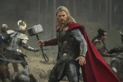Thor 2, O mundo sombrio, com Chris Hemsworth