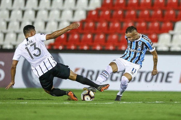 LUCAS UEBEL / GRÊMIO FBPA