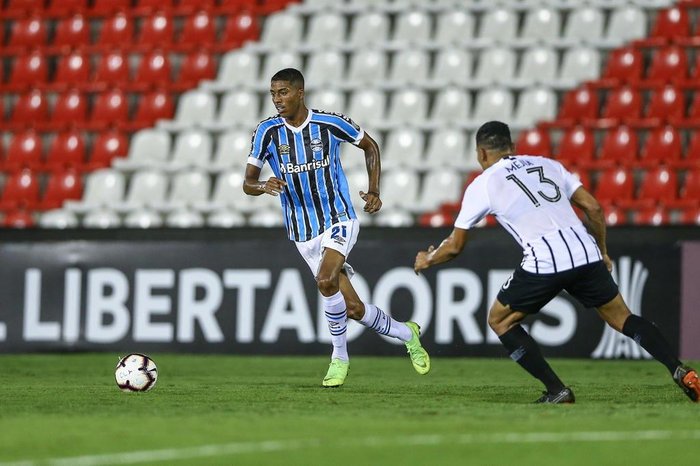 LUCAS UEBEL / GRÊMIO FBPA