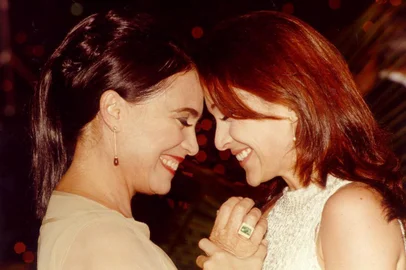 por amor , novela , reprise , vale a pena ver de novo , eduarda e helena, gabriela duarte e regina duarte